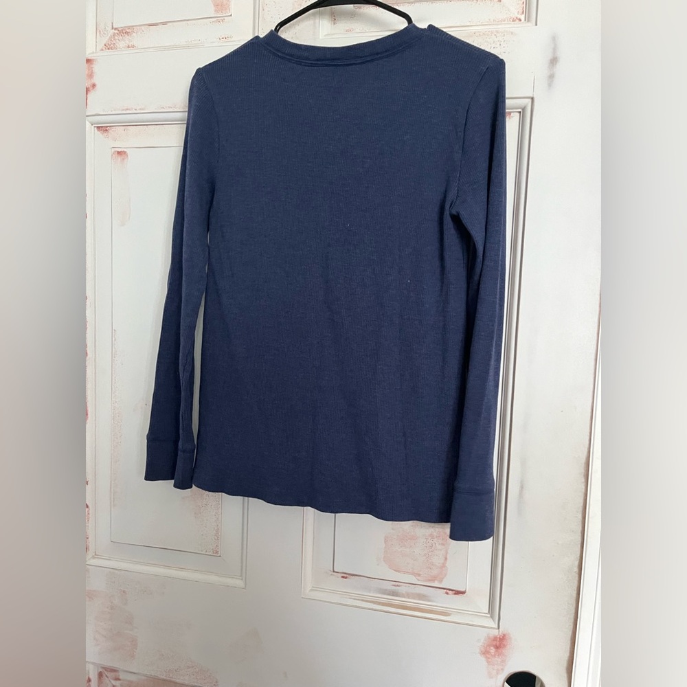 🌟Vineyard Vines Waffle Knit Henley in Blue - Picture 4 of 4